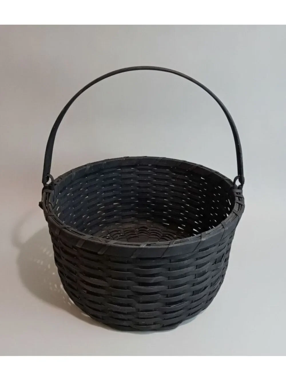 Vintage Primitive Rustic Country Black Splint Market Basket w Handle 13.75